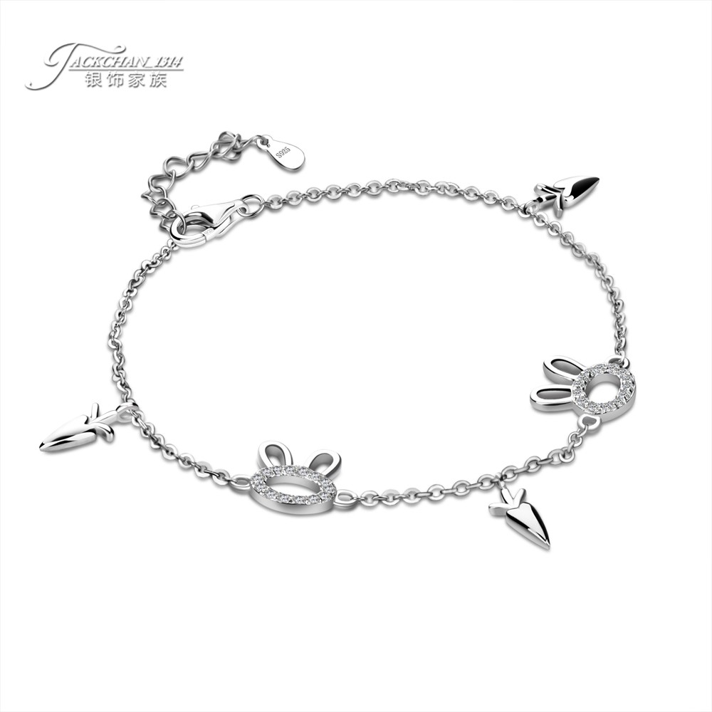 甜美可爱小萝卜白兔镶嵌锆石手饰品925纯银动物手链奢华时尚配饰