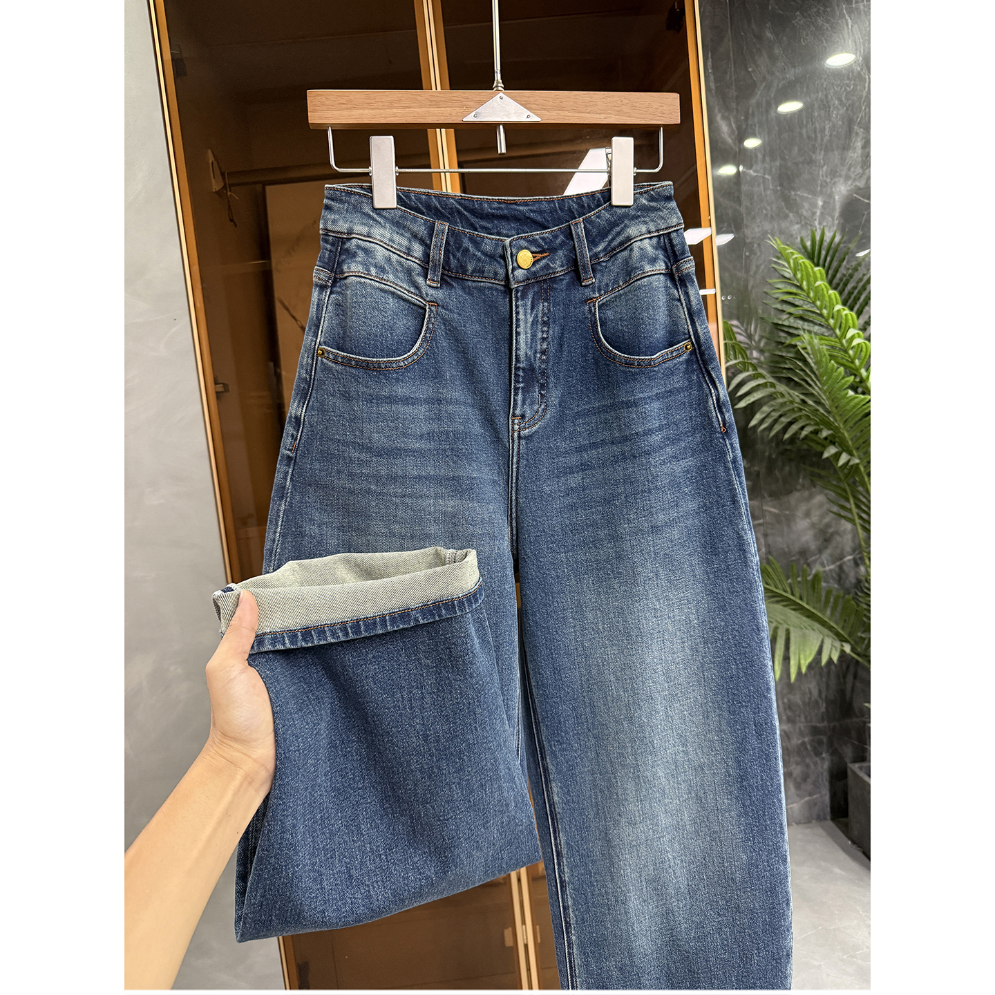 大N货！微弹中高腰牛仔镰刀裤