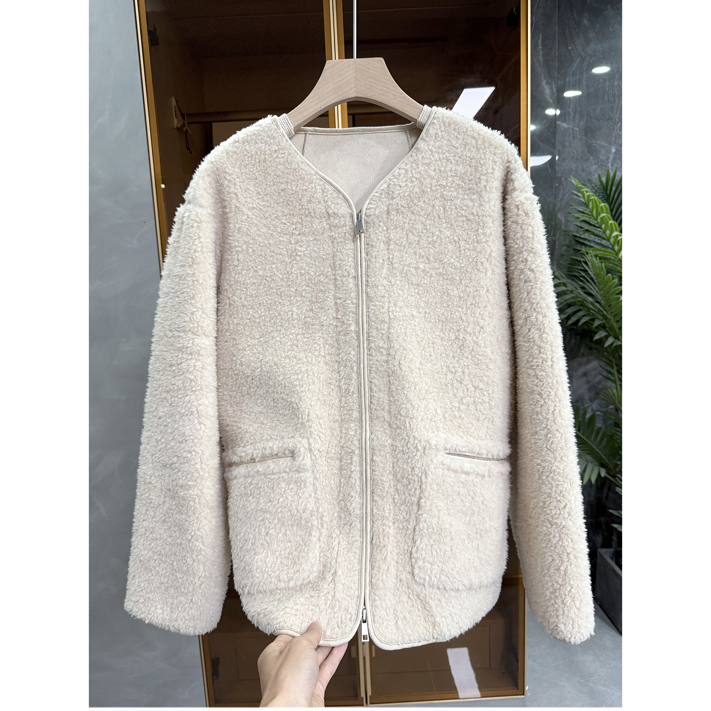 尖货！宽松颗粒绒羊毛圆领外套