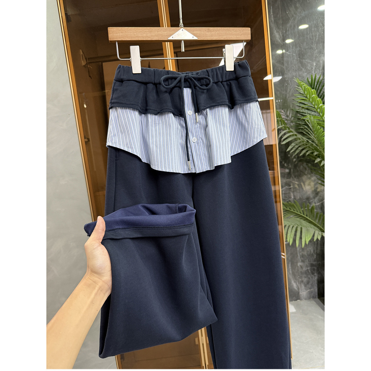 清仓不予退换！！拼接屁帘松紧腰休闲镰刀卫裤女M021036~JS