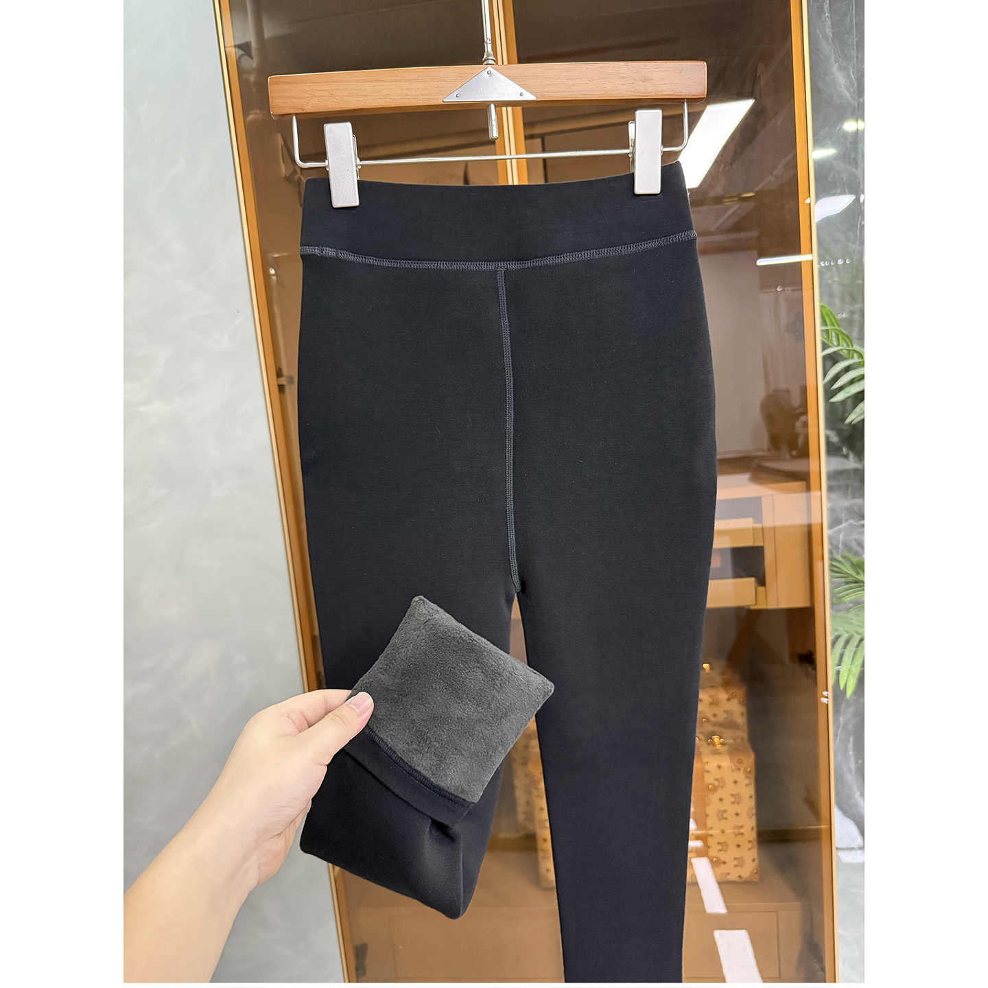 像把暖气穿身上！塑型提臀九分小脚裤加厚绒打底裤女   R3149~ME