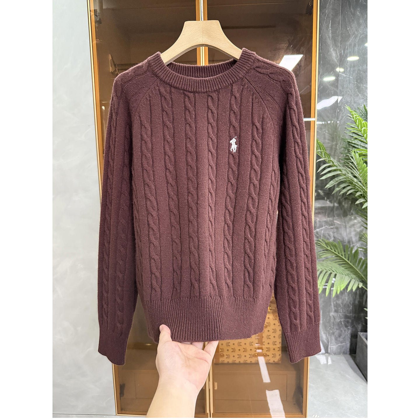 P牌料羊绒羊毛麻花圆领针织毛衣