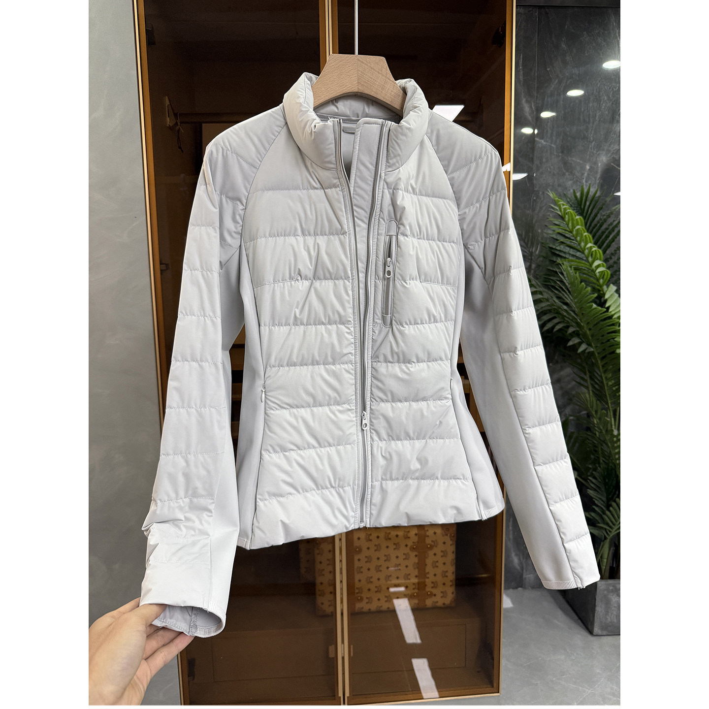 拼接修身鹅绒羽绒服立领外套