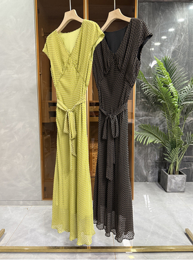 清仓不予退换！灯！修身波点真丝丝绒V领连衣裙25483~ME