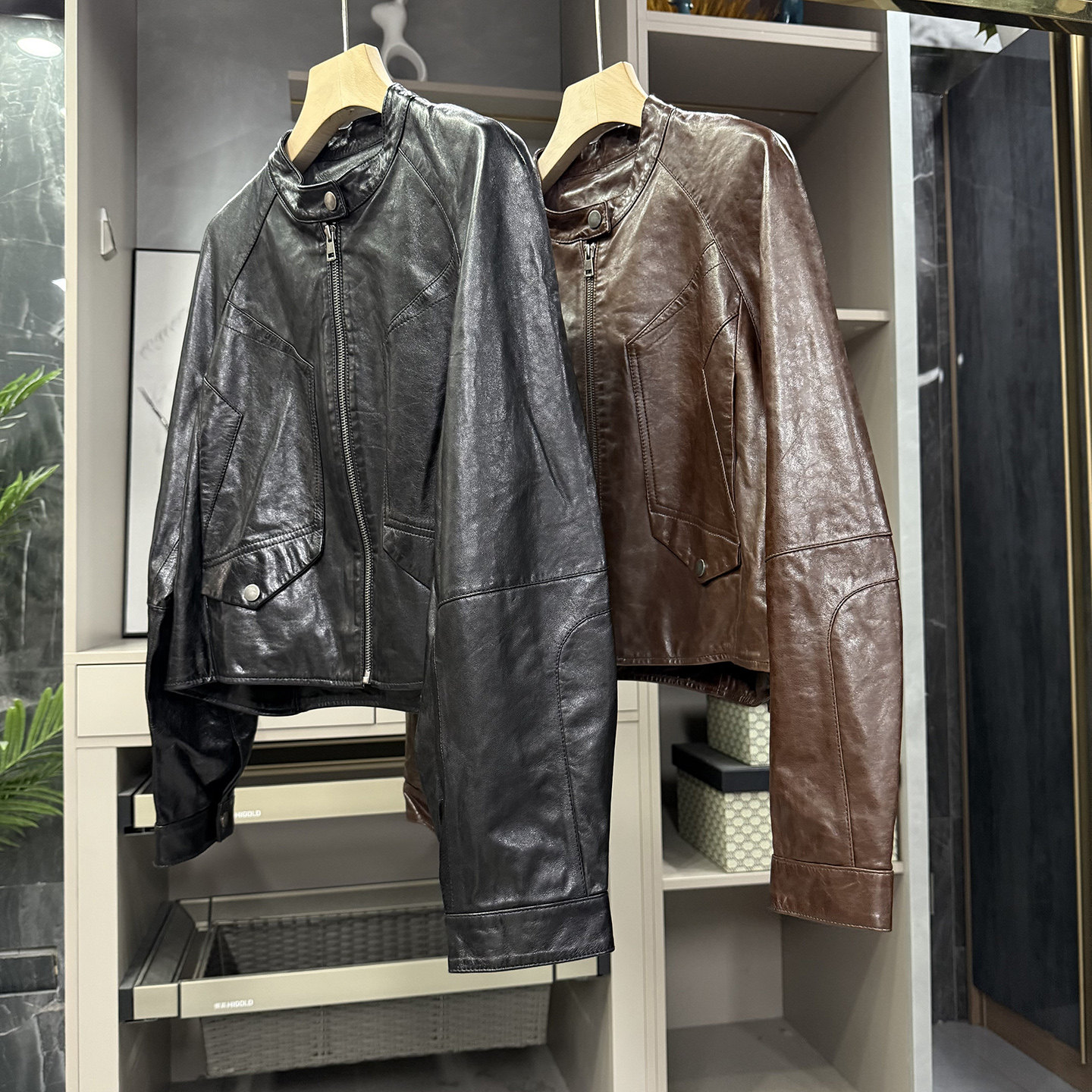 清仓不予退换！柜款！羊皮夹克圆领短外套女8525530~ZY,女装/女士精品,短外套,淘宝优惠券,粉丝福利购,淘宝优惠卷