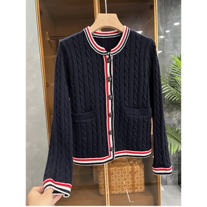 元厂！经典大N货！拼条纹羊毛麻花针织圆领开衫上衣女    4816303