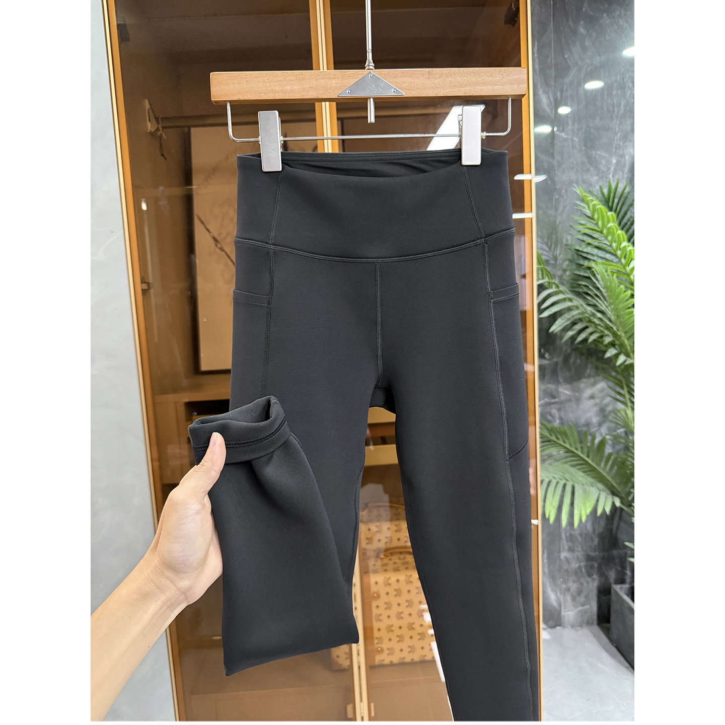 加厚绒打底裤收腹瑜伽八分裤