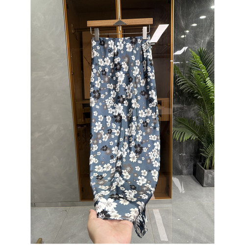 N货！斜裁缎面醋酸印花A字半身裙