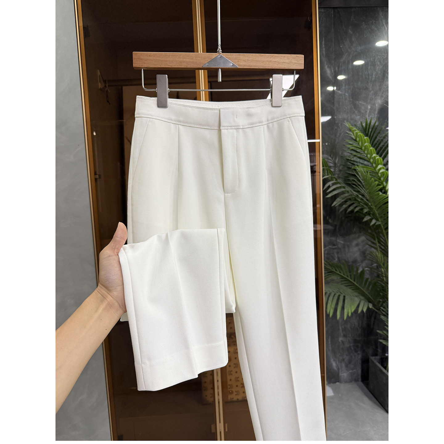 推荐！显高显瘦神裤来了！绵羊毛休闲烟管九分西裤女  A11929~JS