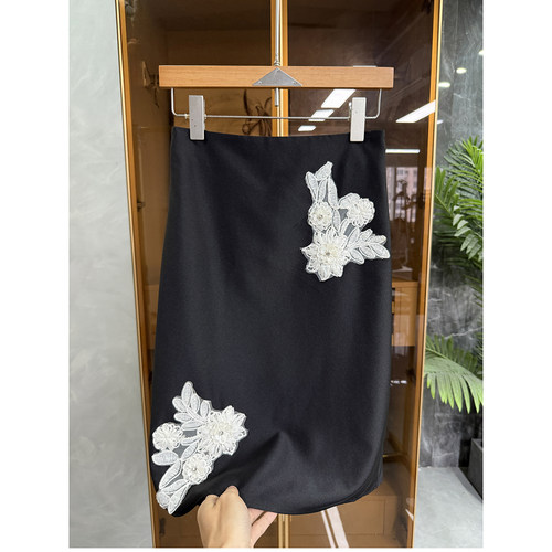 立体花朵高腰包臀后开叉半身裙