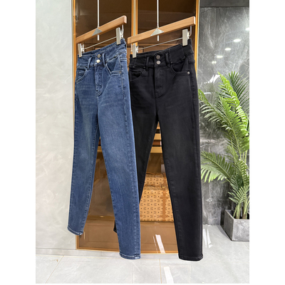 N货!收腹提臀薄绒牛仔九分小脚裤