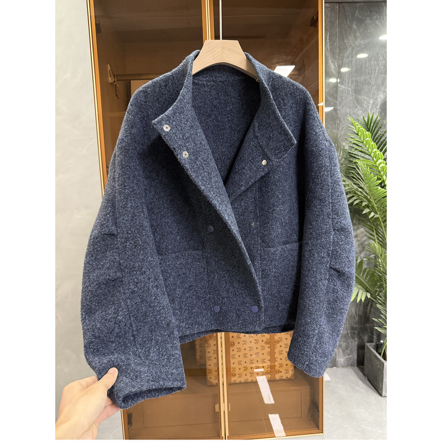 宽松羊驼毛羊毛双面呢圆领短外套