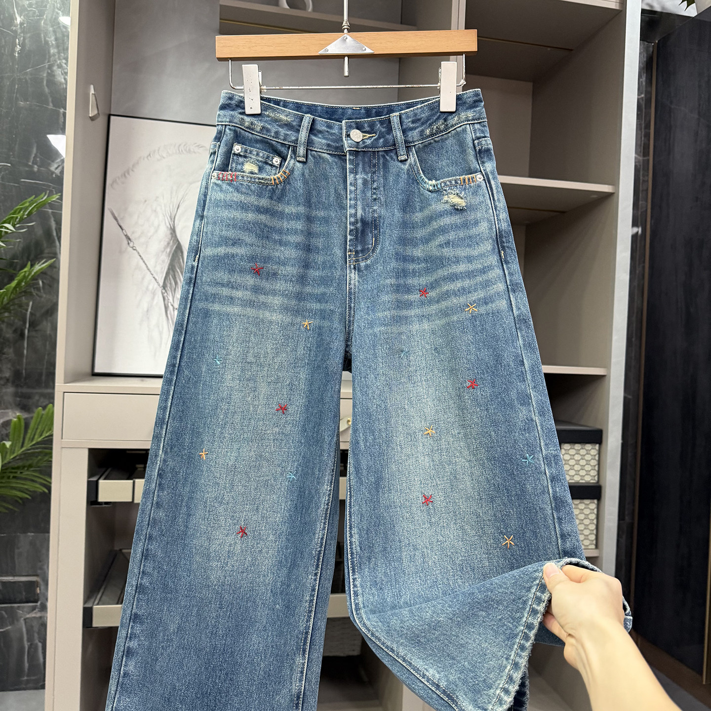 小个子收！品质N货！刺绣破洞高腰牛仔阔腿九分裤女  YT26122~ZY