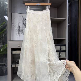 62915 拼接真丝欧根纱刺绣蕾丝花边A字半身裙女 美翻 yuan单