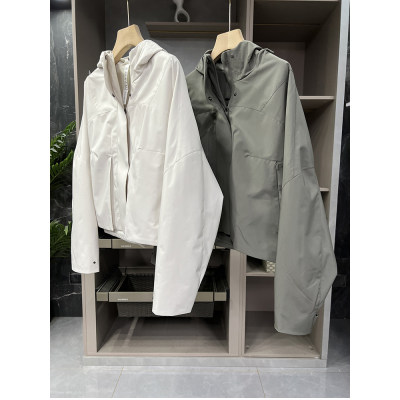 P牌款！宽松连帽冲锋衣短外套