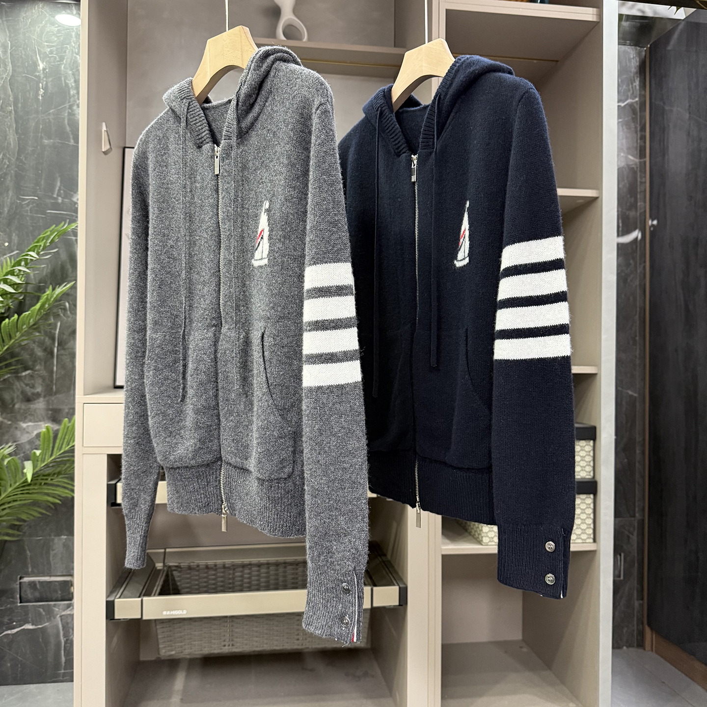 尖货！四条杠羊毛连帽针织开衫