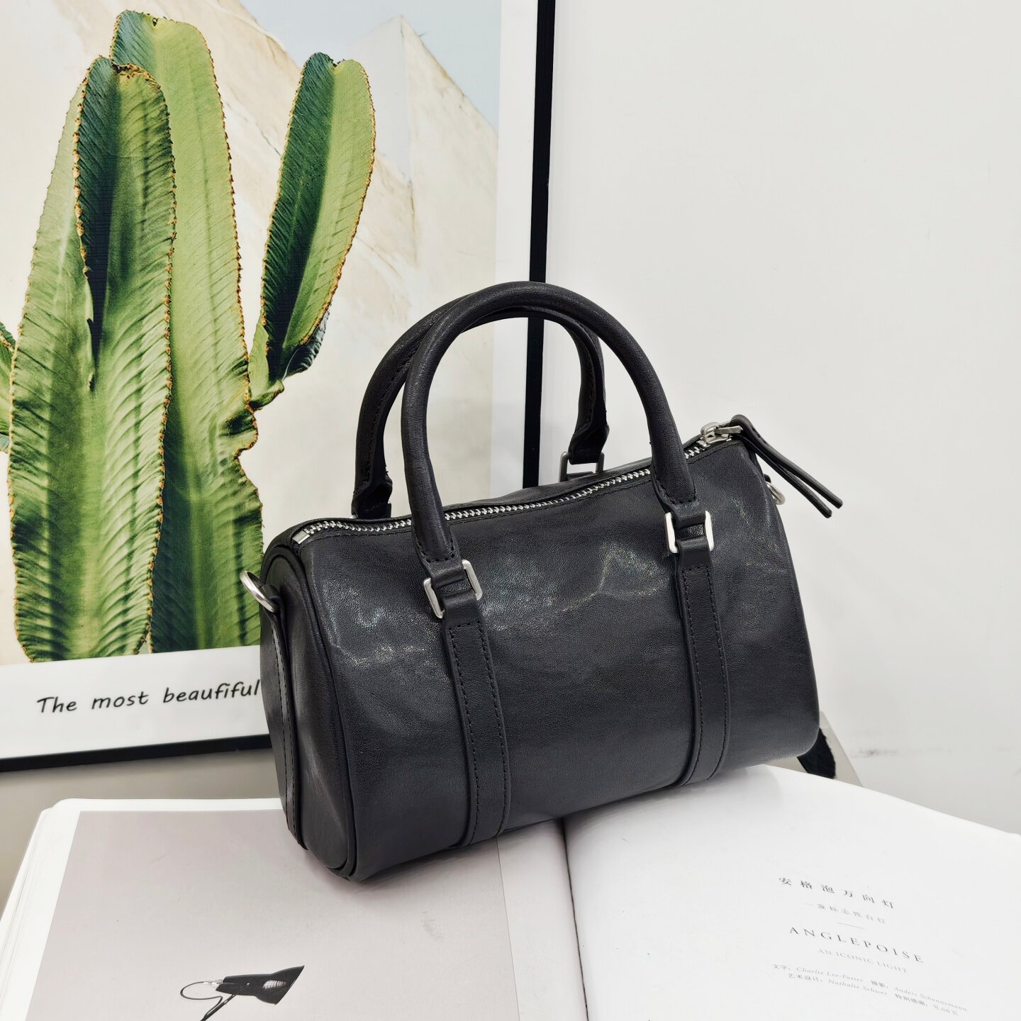 波士顿枕头包包女2026春夏上新头层牛皮迷你手提单肩斜挎包60759