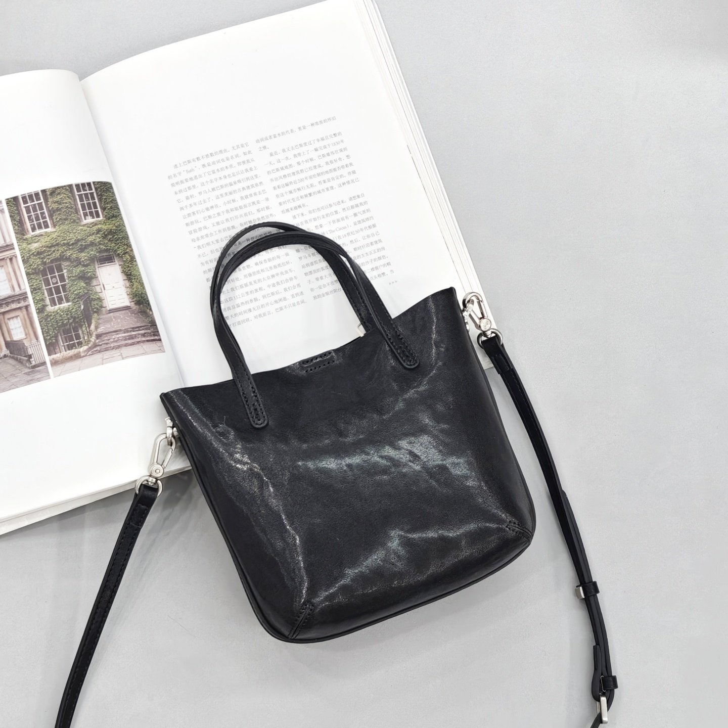 头层植鞣牛皮迷你手提水桶包包女2025冬新款简约菜篮子斜挎手机包,箱包皮具/热销女包/男包,托特包,淘宝优惠券,粉丝福利购,淘宝优惠卷