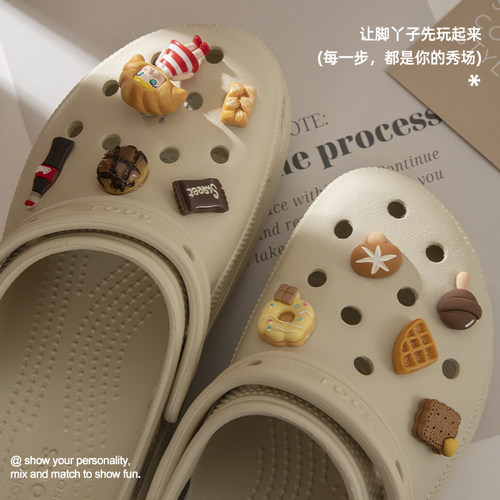 茉莉玩偶洞洞鞋配饰可爱高级感crocs鞋花卡骆驰鞋扣diy装饰配件