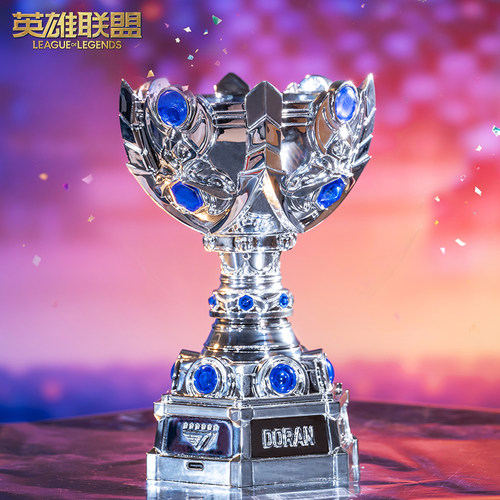 英雄联盟LOL2025全球总决赛 T1冠军奖杯发光摆件三挡可调节小夜灯