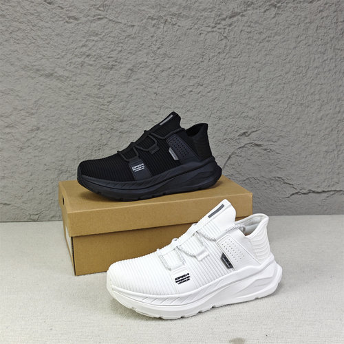 休闲运动鞋防油防水防滑缓震跑鞋