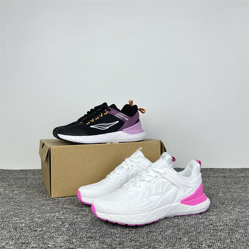 女跑步鞋轻便透气防滑慢跑跑步鞋