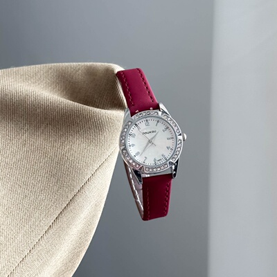 英伦复古红色皮带轻奢女表