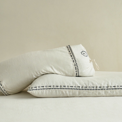 A类棉麻刺绣苦荞枕芯单人枕头