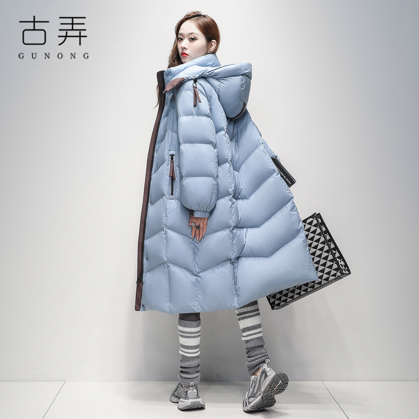 时尚大牌廓形羽绒服女2026冬季新款过膝长款加厚高级感超好看外套