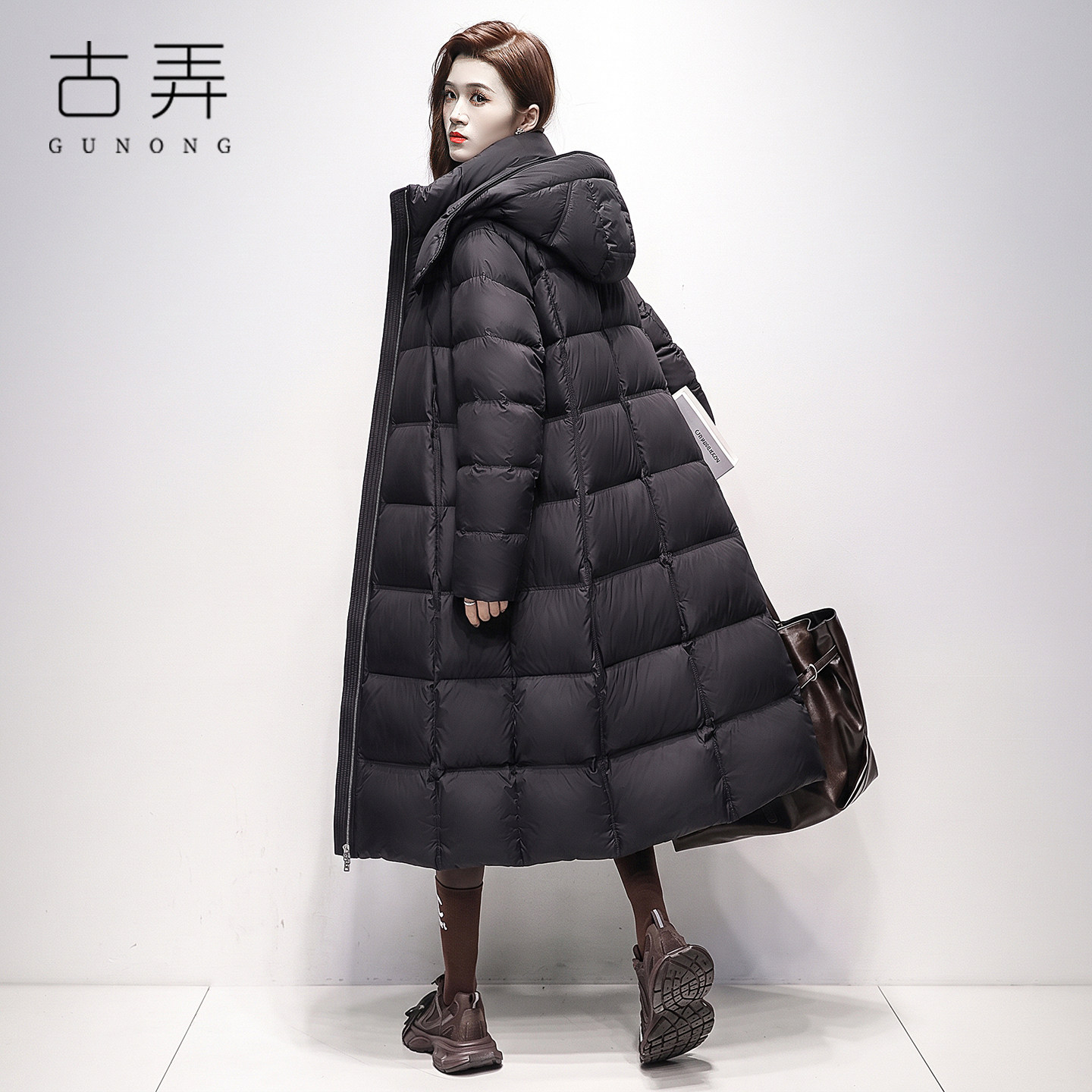 高级感泡芙大被子羽绒服女超长款过膝2026新款极寒加厚高充绒外套