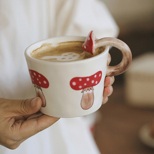泽滕家高颜值卡通创意可爱水杯蘑菇超萌个性设计感拿铁拉花咖啡杯
