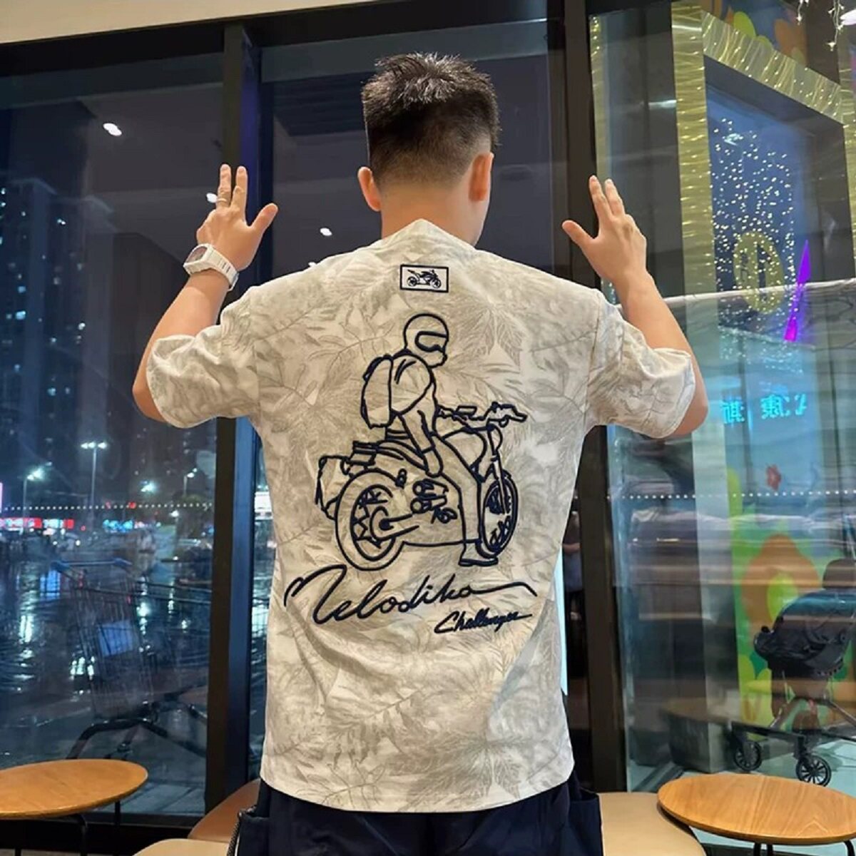 夏季痞帅潮酷风摩托机车刺绣短袖T恤男时尚扎染百搭正肩半袖上衣