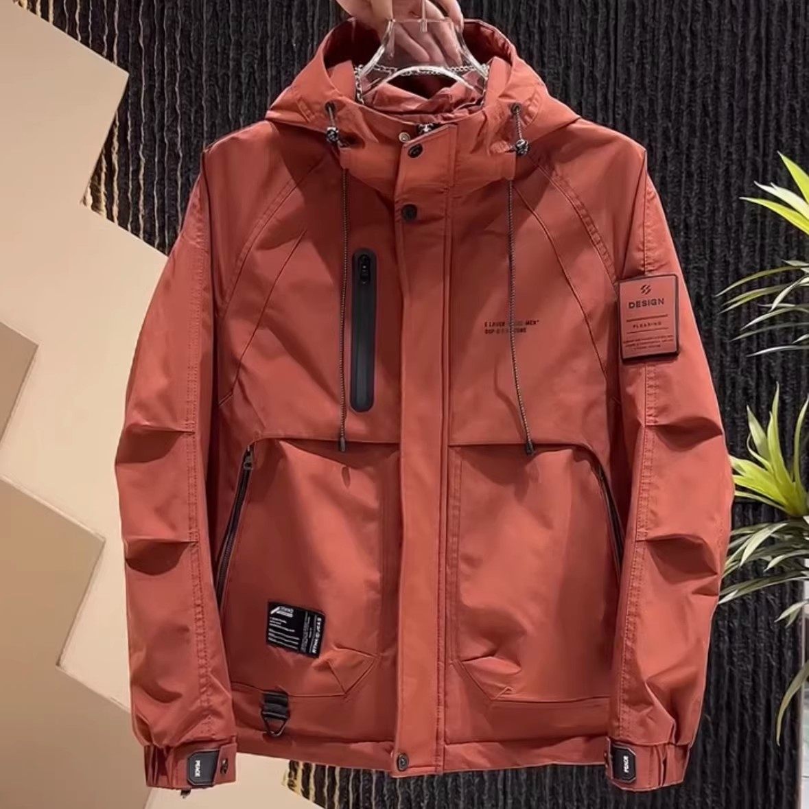 秋冬季新款潮牌户外防风连帽冲锋衣男士时尚潮流痞帅百搭夹克外套