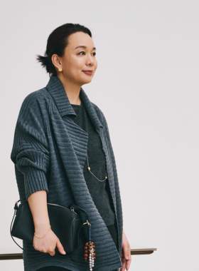 “高知”100羊毛精纺超细美丽诺压褶收腰外套 39C913 Q姐