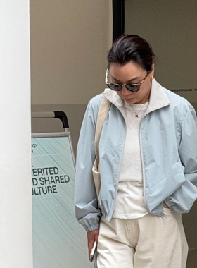 Q姐“L*P轻装出行”春夏新款小立领欧若风色系外套  39C667