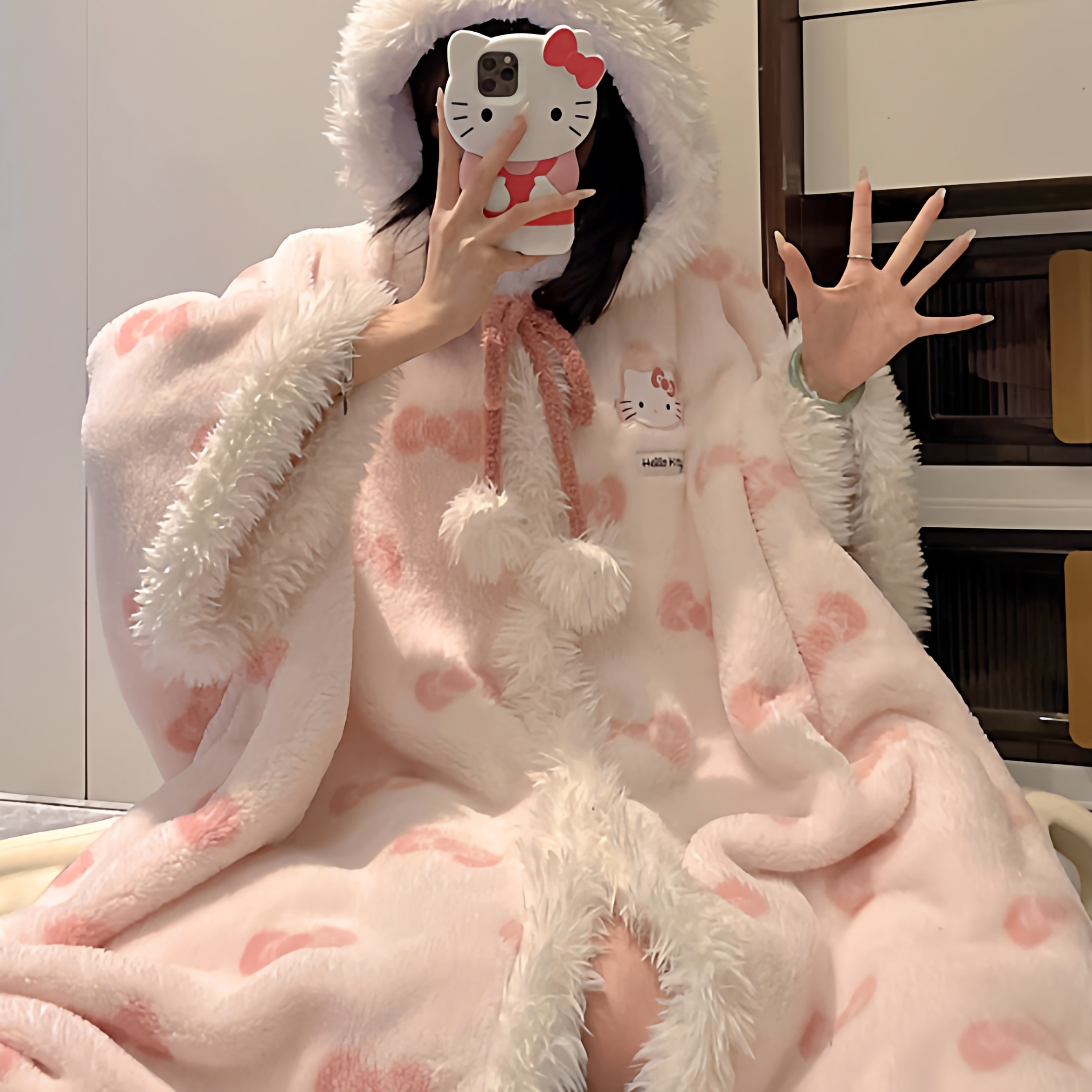 这个KT猫睡袍把可爱焊在身上了