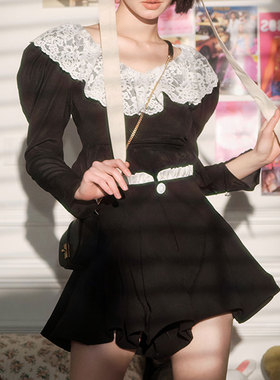 CAN 3/06 10:00AM 南法风情 进口人棉拼接蕾丝羊腿袖修身上衣