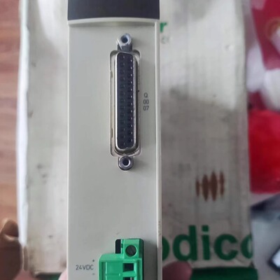 Schneider施耐德 TSXASY800模拟量输出模块