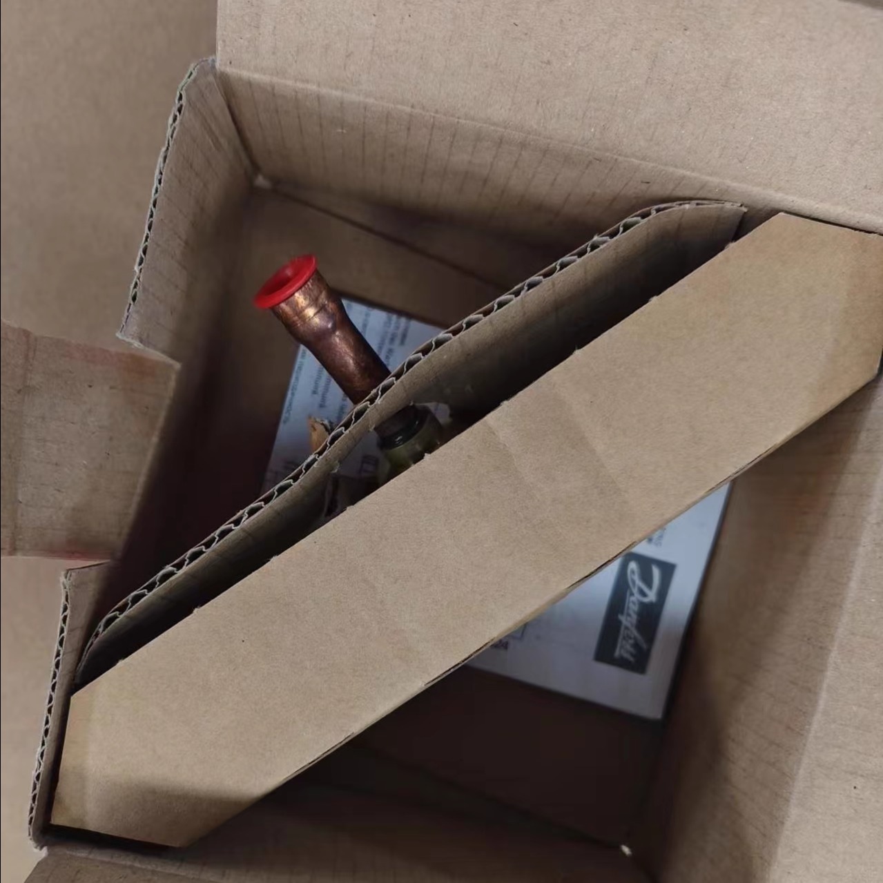 Danfoss丹佛斯 AKV 10P6 068F5216直动式电子膨胀阀