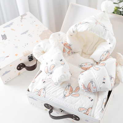 Rzye婴儿连体羽绒服新生儿礼物婴儿满月礼盒男女羽绒连体外出衣服