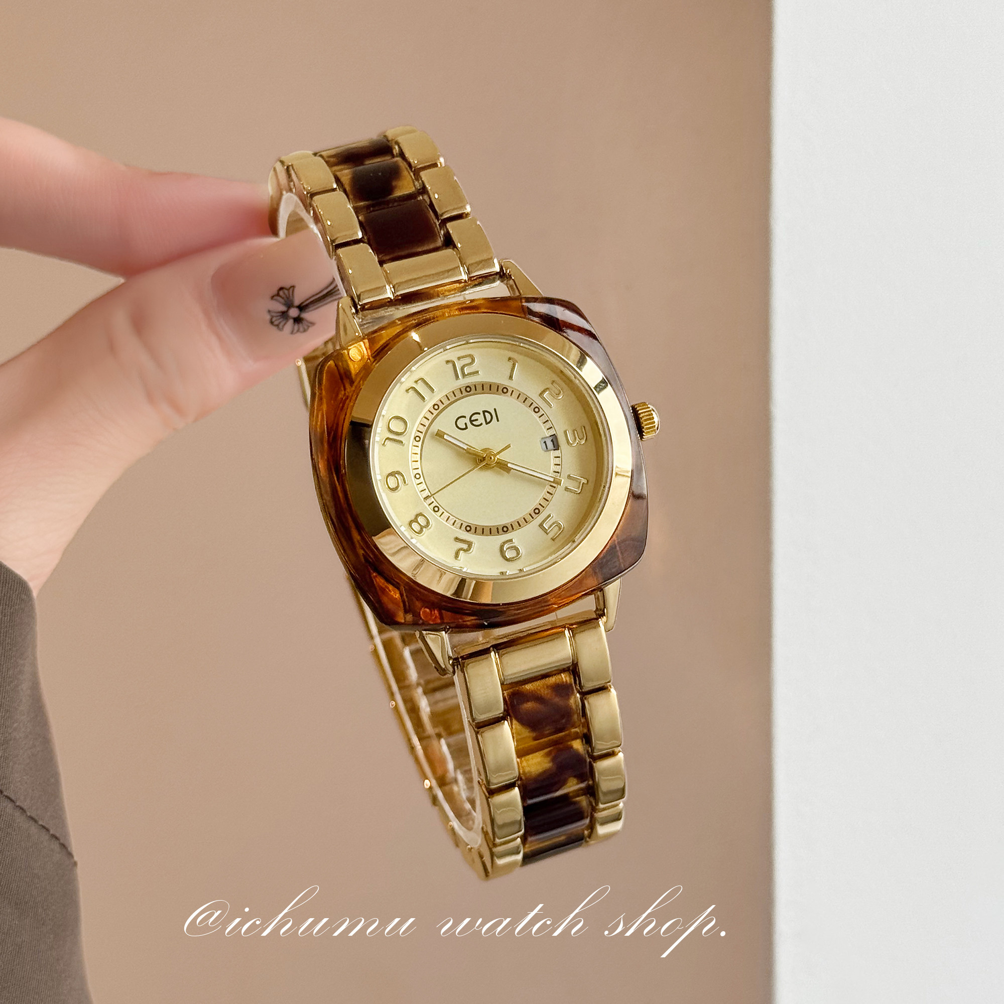 初目轻奢方形石英表女士女款