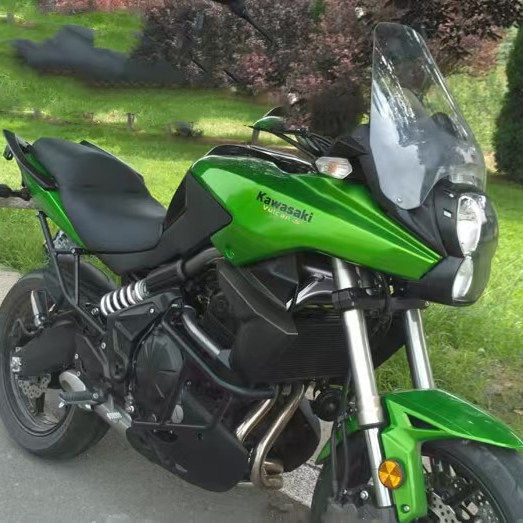 适用 川崎 异兽 KLE650 VERSYS650 保险杠 防摔架 雾灯架 09-14年
