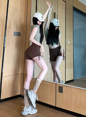 JumpingCat高腰紧身提臀运动短裤女速干跑步健身裤三分裤瑜伽裤
