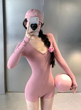 JumpingCatV领辣妹长袖瑜伽连体服短裤女紧身健身外穿打底上衣