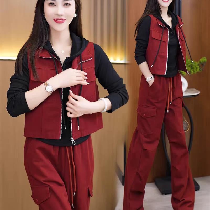 时尚套装女2025春秋新款时髦洋气马甲连帽卫衣工装裤气质三件套潮