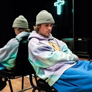 现货Drew House 比伯同款扎染笑脸潮牌连帽卫衣宽松休闲帽衫男女