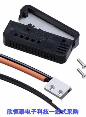 E32-D15XR 2M/E32-D15YR 2M/E32-D15Z 2M