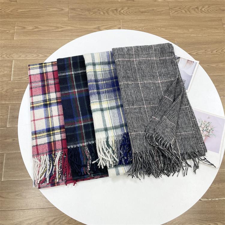 E1奢货羊绒羊毛格纹款围巾女冬季双面保暖围脖加厚羊毛混纺大披肩