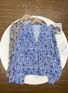 F3蓝色38码~24新款长袖喇叭袖V领衬衫北欧外单女早春通勤套头上衣