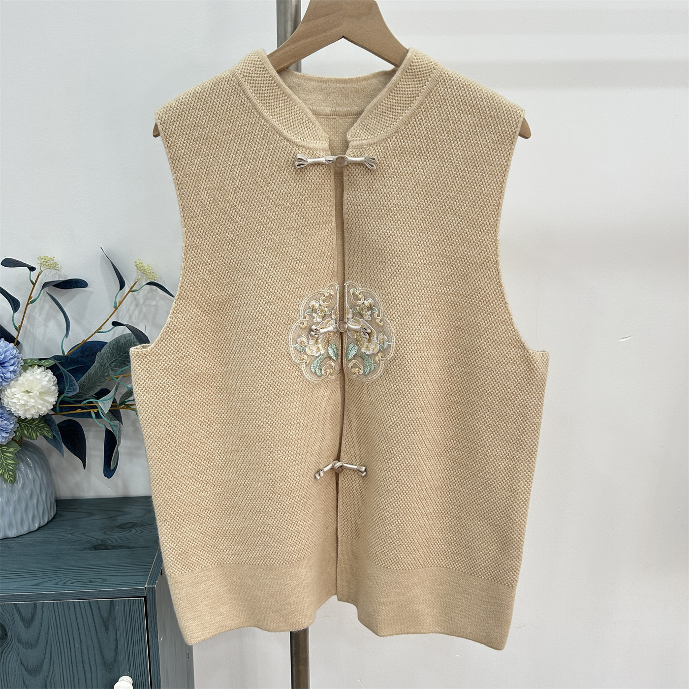 妈妈春秋羊毛马甲中老年女装外穿毛衣坎肩背心加大码针织开衫外套